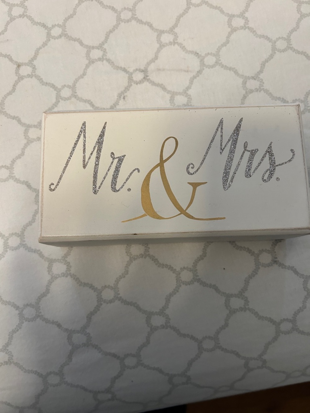Mr. & Mrs. Decorative Sign - White and Gold